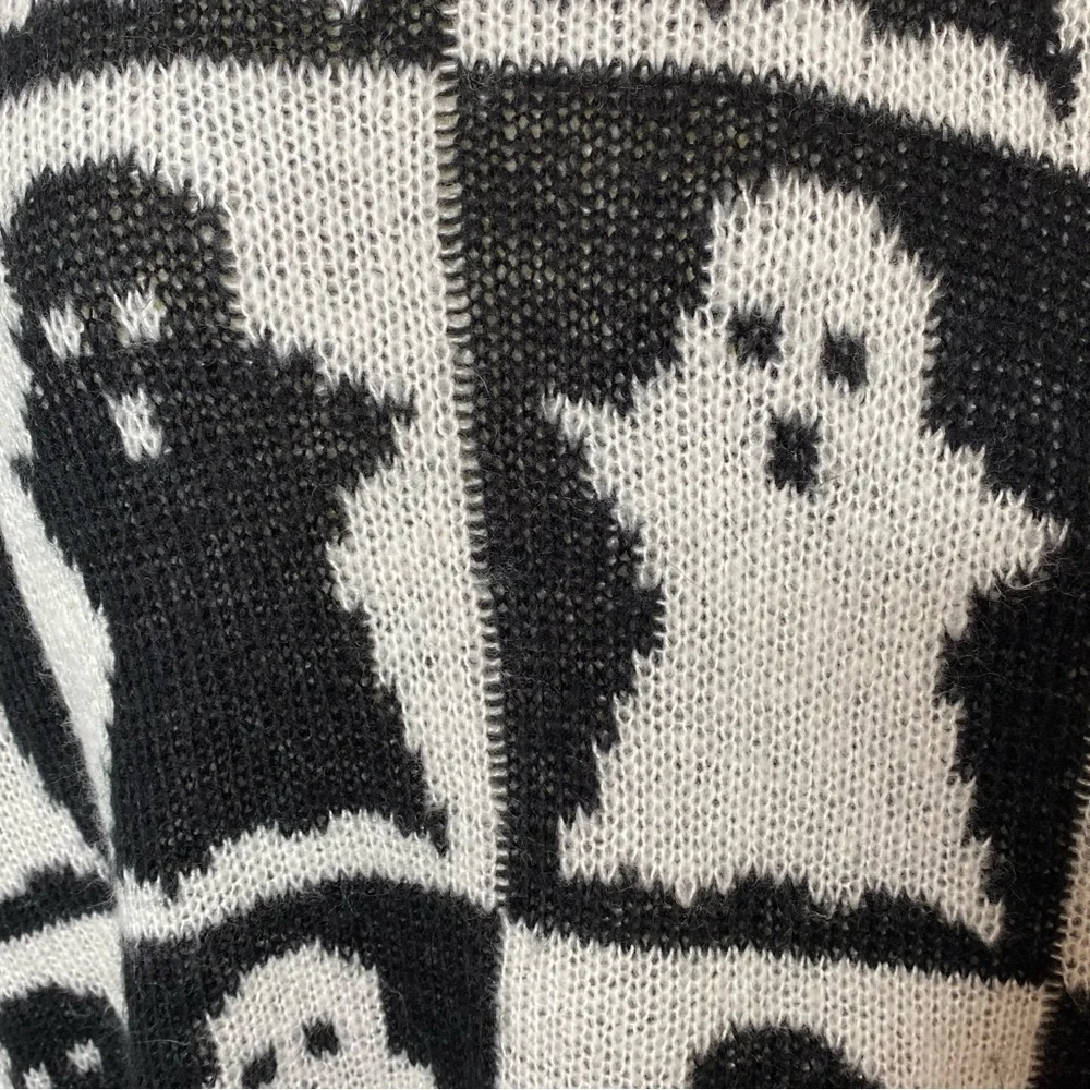 Fantastic Fawn Black White Ghost Checkered Sweater